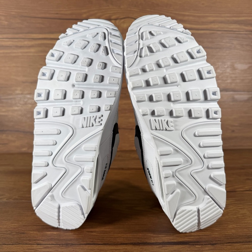 Nike Air Max 90 Sneakers Women’s Size 7 Low Top Shoes - Picture 10 of 11